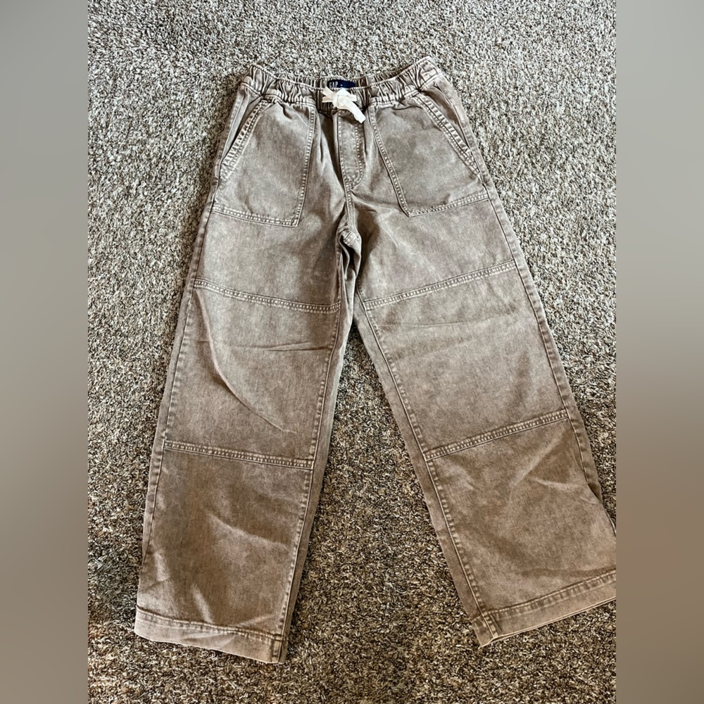 GAP High-Rise Pull-On Wide-Leg Utility Jeans — Taupe Brown - Picture 2 of 6